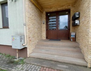 Comision 0%! Apartament 2 camere, etaj 1, Floresti/Eroilor 