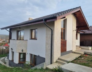 Apartament la casa, 120 mp, Sannicoara