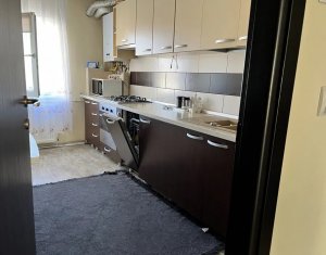 Lakás 4 szobák eladó on Cluj-napoca, Zóna Zorilor
