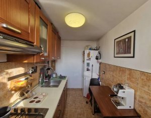 Apartament cu 2 camere   Manastur-Zorilor zona Frunzișului, parcare
