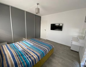 Apartament cu 3 camere si parcare, in zona centrala Borhanci