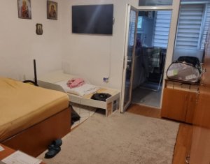 Garsoniera Manastur, etaj 1, mobilata, vedere spre padure, CT si boxa 14mp
