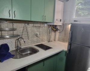 Garsoniera Manastur, etaj 1, mobilata, vedere spre padure, CT si boxa 14mp
