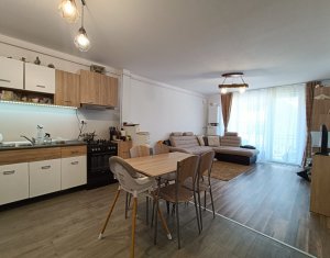 Sale apartment 2 rooms in Floresti