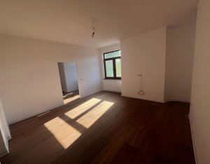 Apartament 3 camere in vila , situat in zona Grigorescu 