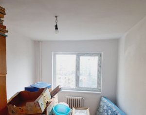 Apartament de 3 camere, 65 mp, etaj intermediar, zona BIG !