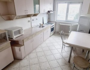 Apartament de 3 camere, 65 mp, etaj intermediar, zona BIG !