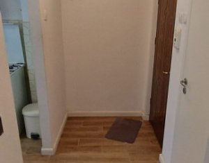 Apartament 2 camere la Parter in zona Garii , potential Booking, AirBnB