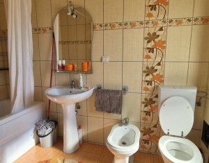 Apartament cu 3 camere, Mobilat si utilat, Muzeul Apei