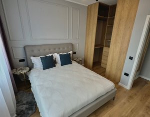 Apartament 3 camere, superb, zona Teilor