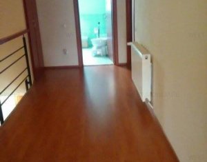 Apartament la vila, 5 camere, pe 2 niveluri, zona Marasti