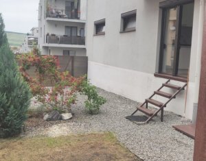 APARTAMENT 3 CAMERE ,PARCARE SI CURTE PRIVATA