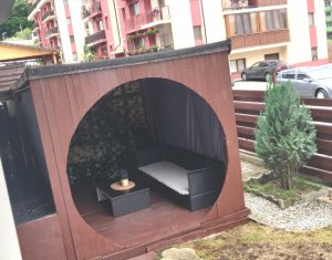 APARTAMENT 3 CAMERE ,PARCARE SI CURTE PRIVATA
