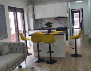 APARTAMENT 3 CAMERE ,PARCARE SI CURTE PRIVATA