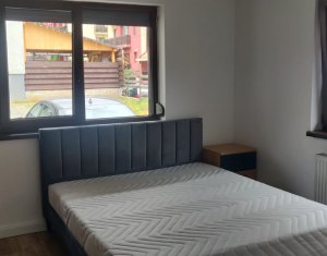 APARTAMENT 3 CAMERE ,PARCARE SI CURTE PRIVATA