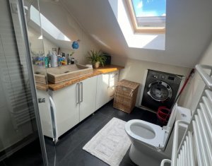 Apartament spatios 3 camere Floresti