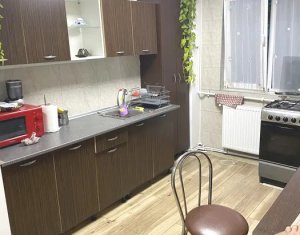 Apartament 3 camere, zona P-ta Hermes