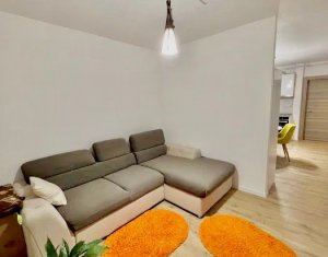 Apartament superb mobilat cu 2 camere , in Floresti 
