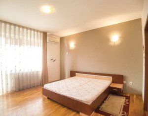 Apartament de 3 camere, 97 mp, parcare subterana, Andrei Muresanu