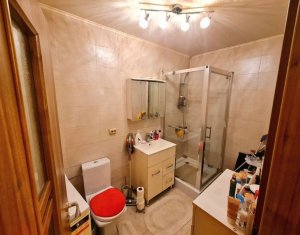 Vand apartament 2 camere la cheie + parcare, Floresti - Sesul de sus 