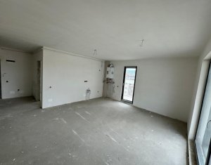 Apartament 3 camere, terasa 29 mp, situat in Floresti, zona Eroilor