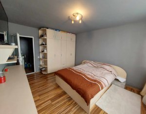 Apartament 3 camere decomandat, 75 mp, etaj 9/10, Manastur
