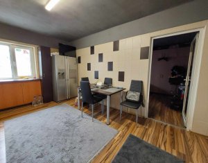 Apartament 3 camere decomandat, 75 mp, etaj 9/10, Manastur