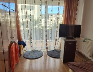 Apartament cu doua camere, finisat, strada Eroilor, Floresti