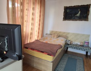Apartament cu doua camere, finisat, strada Eroilor, Floresti