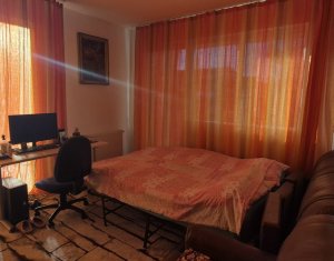 Apartament cu doua camere, finisat, strada Eroilor, Floresti