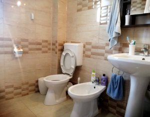 PRET REDUS! Apartament in Andrei Muresanu, 2 camere, cu parcare