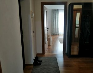 PRET REDUS! Apartament in Andrei Muresanu, 2 camere, cu parcare