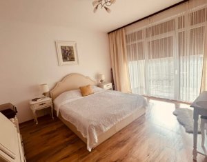 Apartament deosebit cu 2 camere, la cheie, în zona de case din Florești.