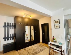 Apartament deosebit cu 2 camere, la cheie, în zona de case din Florești.