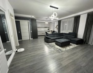 Apartament de 3 camere, 71 mp, mobilat, zona Teilor