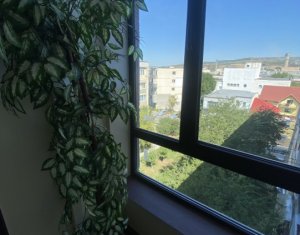 Garsoniera cu balcon, zona Expo, Marasti
