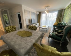 Apartament de lux, 3 camere, mobilat si utilat+garaj, Centru