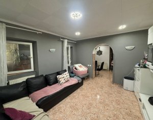 Apartament la casa in zona Andrei Muresanu, 2 camere, 60mp, decomandat
