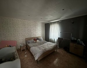Apartament la casa in zona Andrei Muresanu, 2 camere, 60mp, decomandat