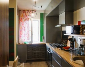 Apartament decomandat cu 3 camere, spatios si luminos, bine intretinut