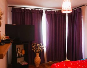 Apartament decomandat cu 3 camere, spatios si luminos, bine intretinut