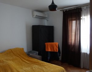 Apartament decomandat cu 3 camere, spatios si luminos, bine intretinut