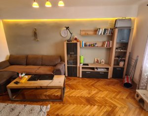 Apartament cu 2 camere, zona Piata 14 Iulie, etaj intermediar !