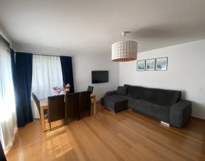 Apartament decomandat, 3 camere, 80mp, parcare cu CF, Floresti