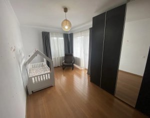 Apartament decomandat, 3 camere, 80mp, parcare cu CF, Floresti