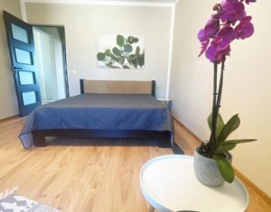 Apartament cu 2 camere decomandate, in cartierul Zorilor!