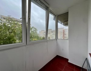 Apartament 3 camere decomandat, Pod Calvaria