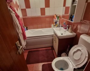 Vanzare apartament 3 camere decomandate, Intre Lacuri