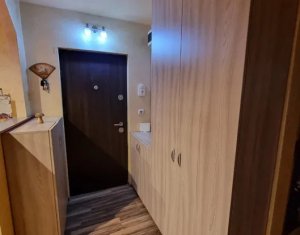 Vanzare apartament 3 camere decomandate, Intre Lacuri