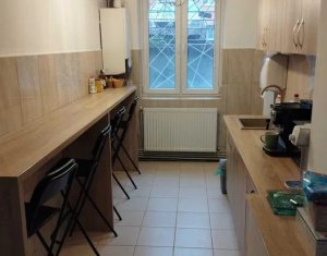 Apartament Semicentral ocazie foarte buna de investitie